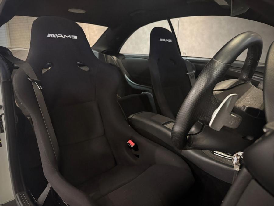 CLK63 AMG BLACK SERIES - Image 12